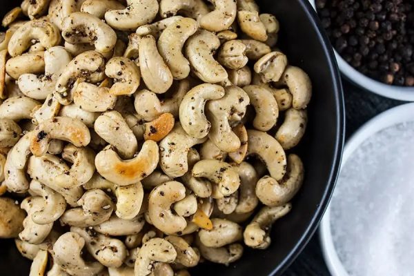 Pepper Cashews